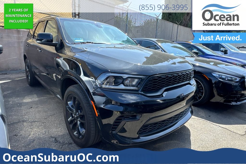 Black Clearcoat 2025 Dodge Durango SUV / Crossover Rear-Wheel Drive 8-Speed Automatic