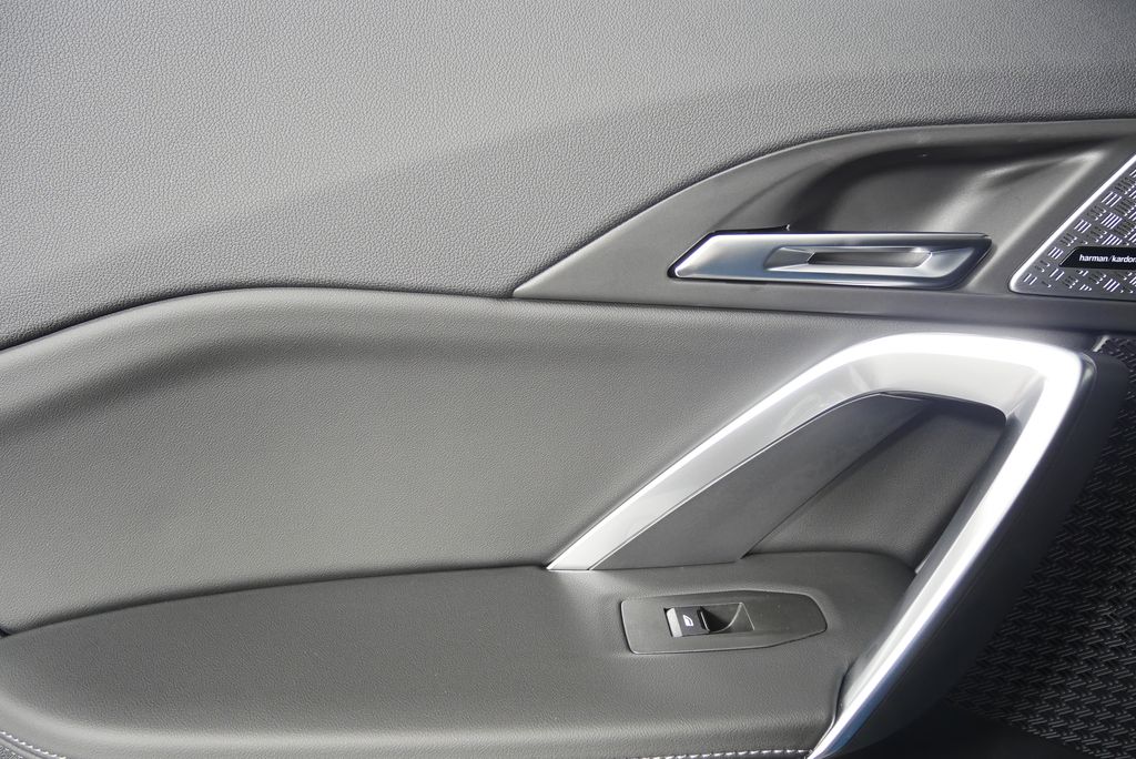Thumbnail: 2025 BMW X1 - 13