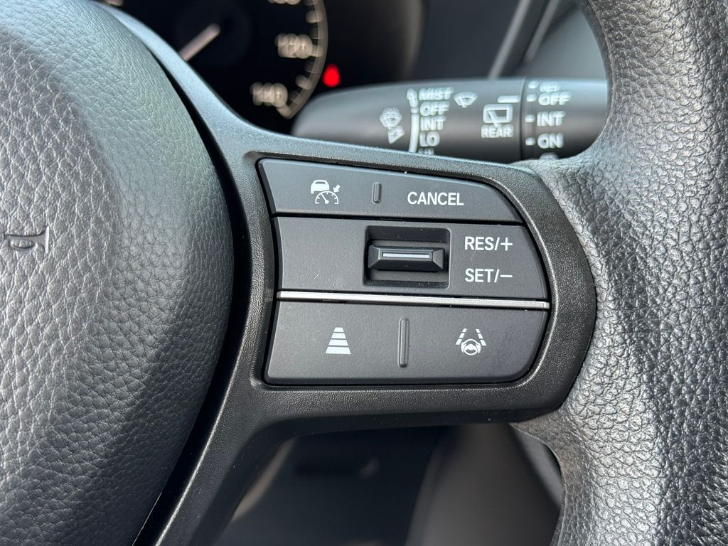 2025 Honda HR-V AWD LX