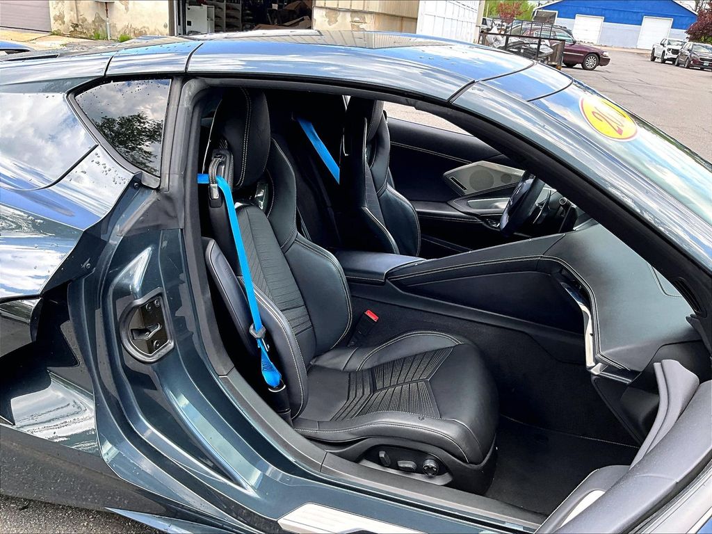 2020 Chevrolet Corvette — photo 11
