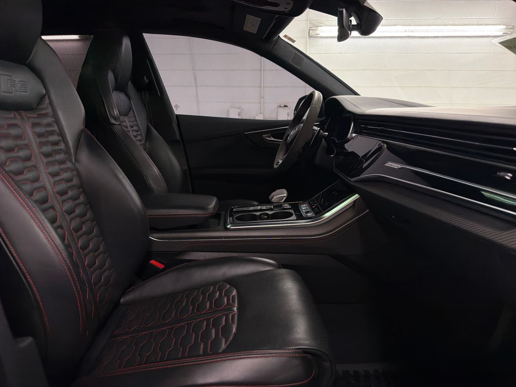Used 2023  Audi 4.0T image 27