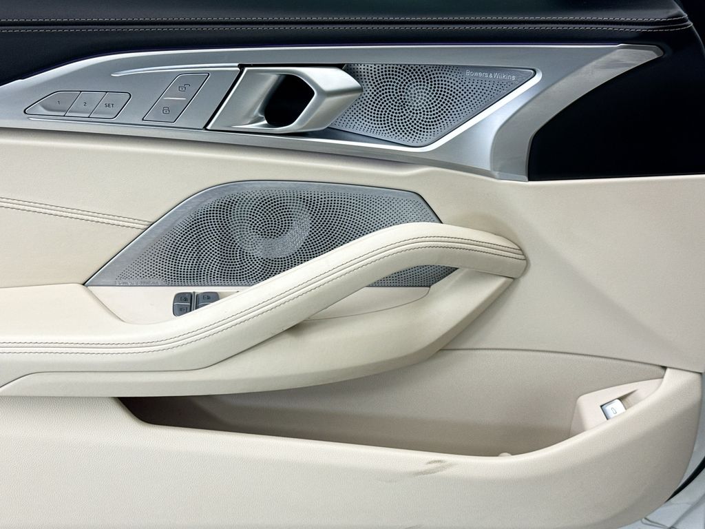 Thumbnail: 2024 BMW 8 Series - 22