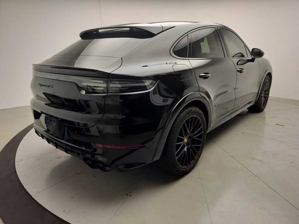 Thumbnail: 2023 Porsche  - 5