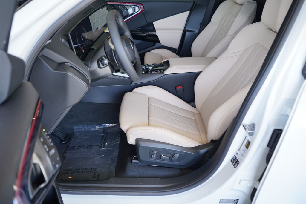 Thumbnail: 2026 BMW X3 - 10