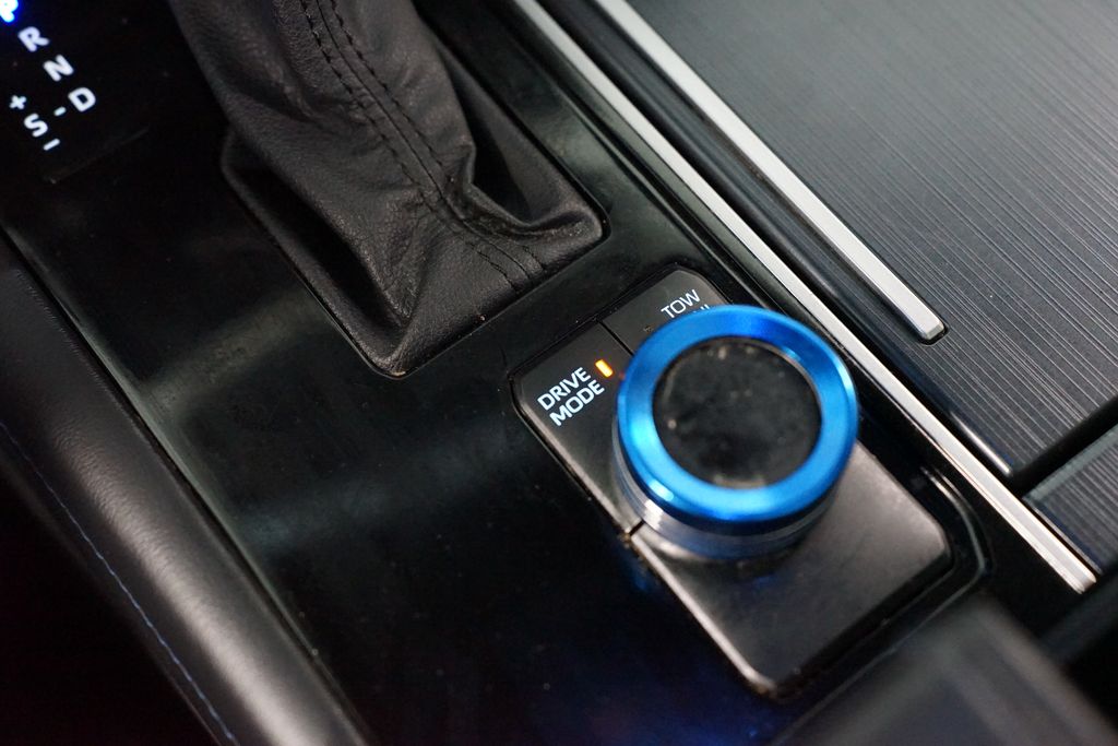 Thumbnail: 2023 Toyota Tundra - 24