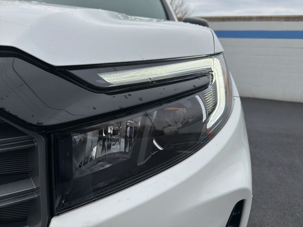 Thumbnail: 2023 Honda Passport - 9