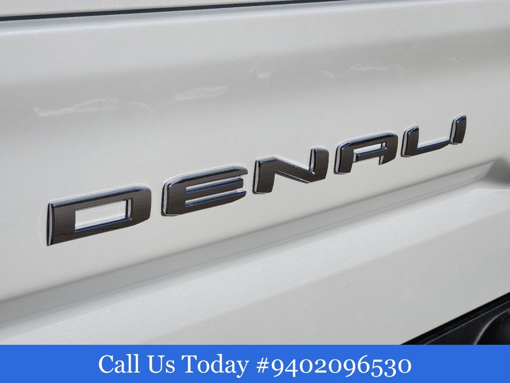 2024 GMC Sierra 1500 Denali Ultimate 9