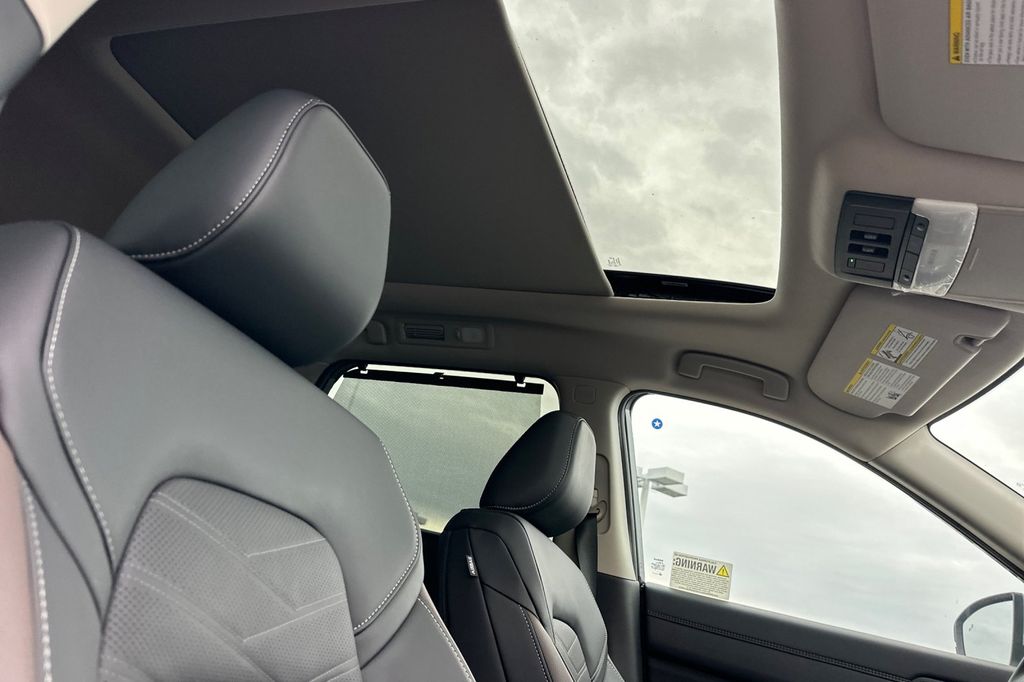 2025 Nissan Pathfinder Platinum - Photo 14