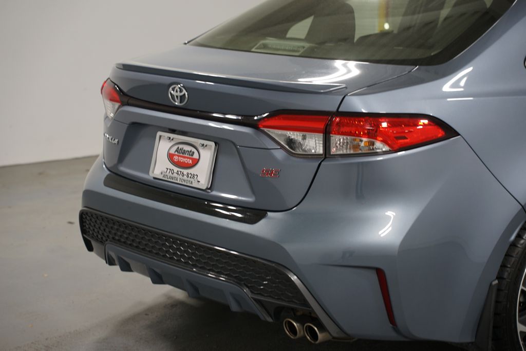 Thumbnail: 2022 Toyota Corolla - 9
