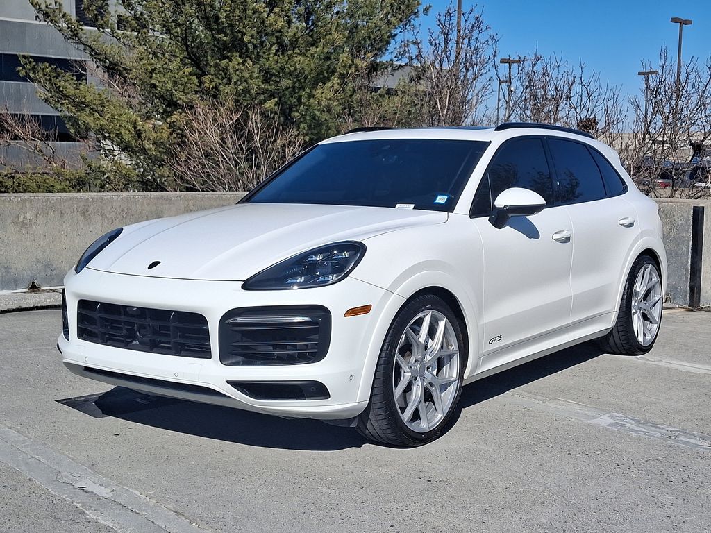 2022 Porsche Cayenne GTS -
                Vienna, VA