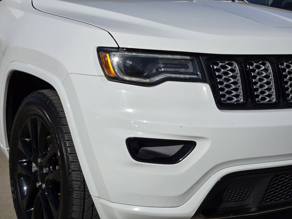 used 2021 Jeep Grand Cherokee car, priced at $18,481