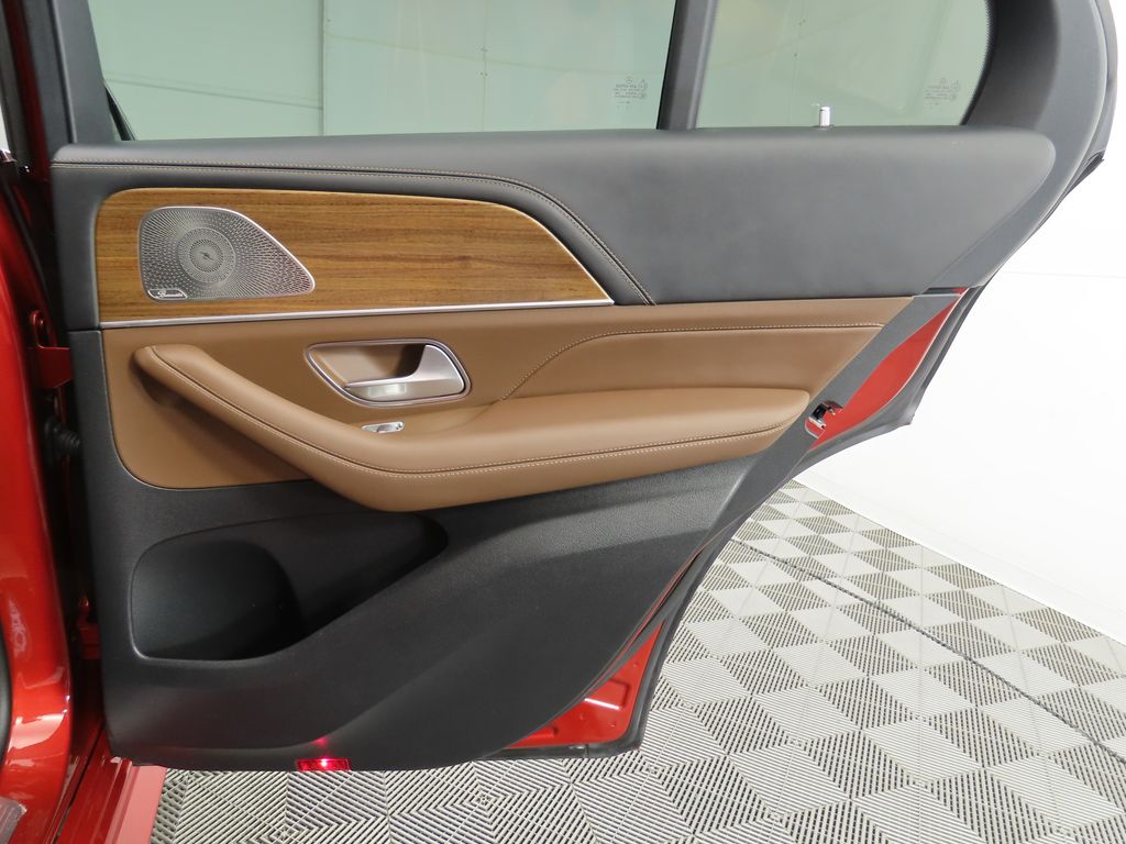 Thumbnail: 2024 Mercedes-Benz GLE - 28