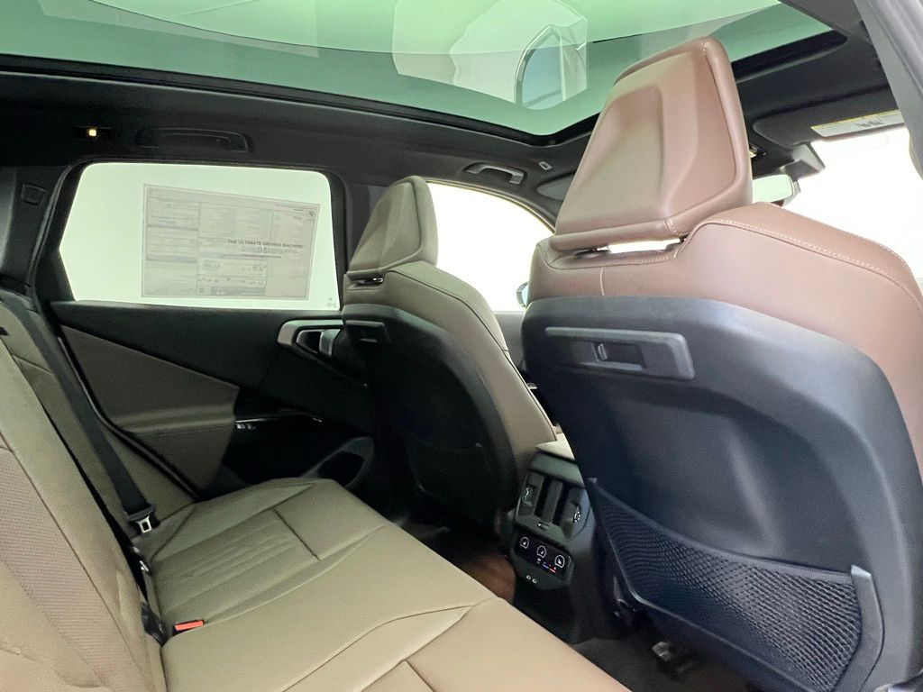 Thumbnail: 2026 BMW X3 - 9