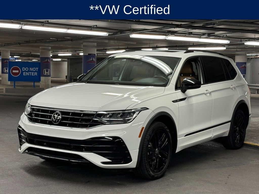 2022 Volkswagen Tiguan 2.0T SE R-Line Black 4