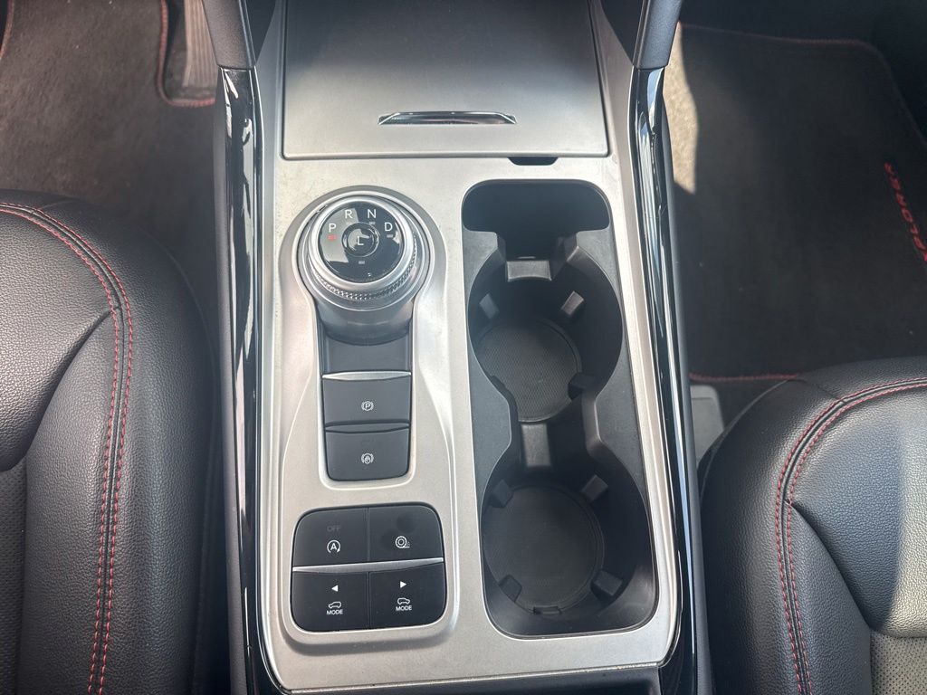 2024 Ford Explorer ST-Line
