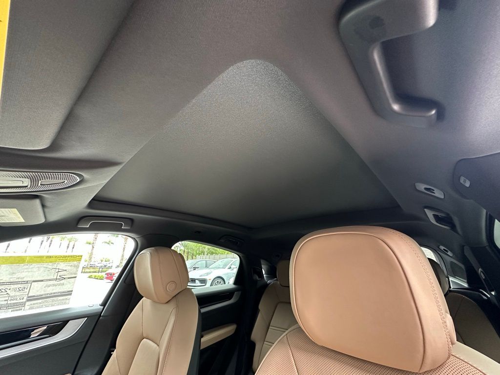 Thumbnail: 2026 Porsche  - 25