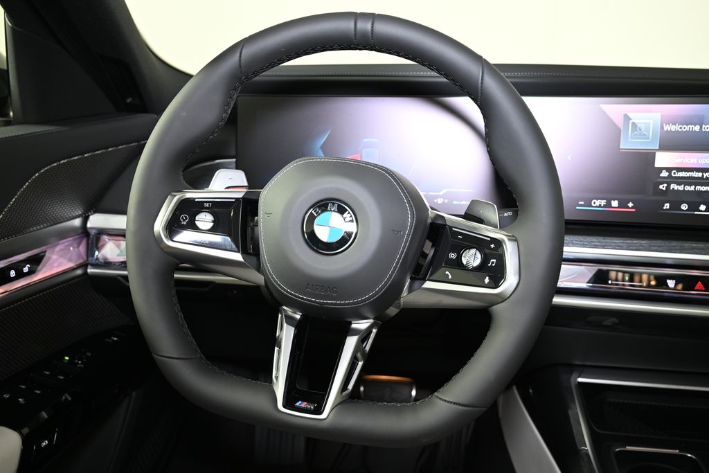 Thumbnail: 2026 BMW 7 Series - 17