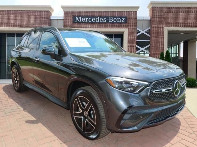 2024 Mercedes-Benz GLC 300 3