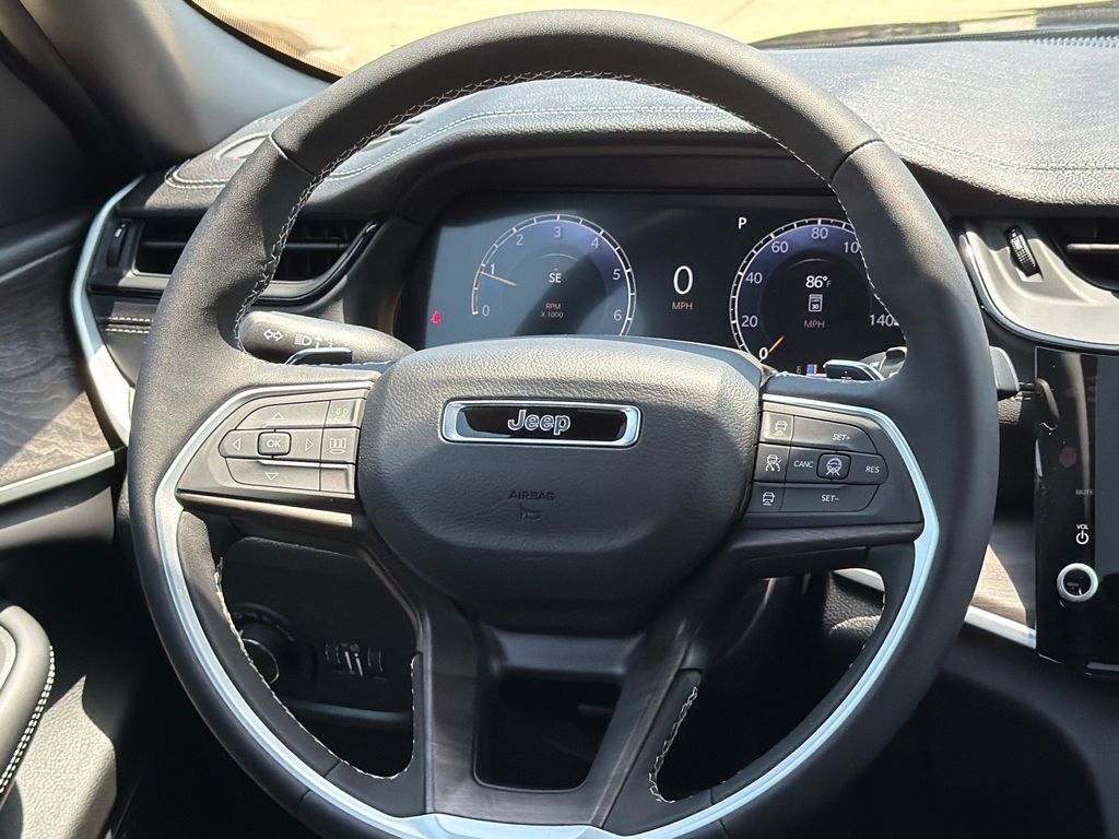 New 2026 Jeep Grand Cherokee SUV