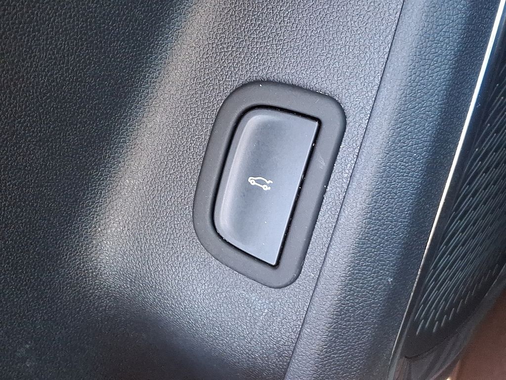 Thumbnail: 2024 GMC Acadia - 27