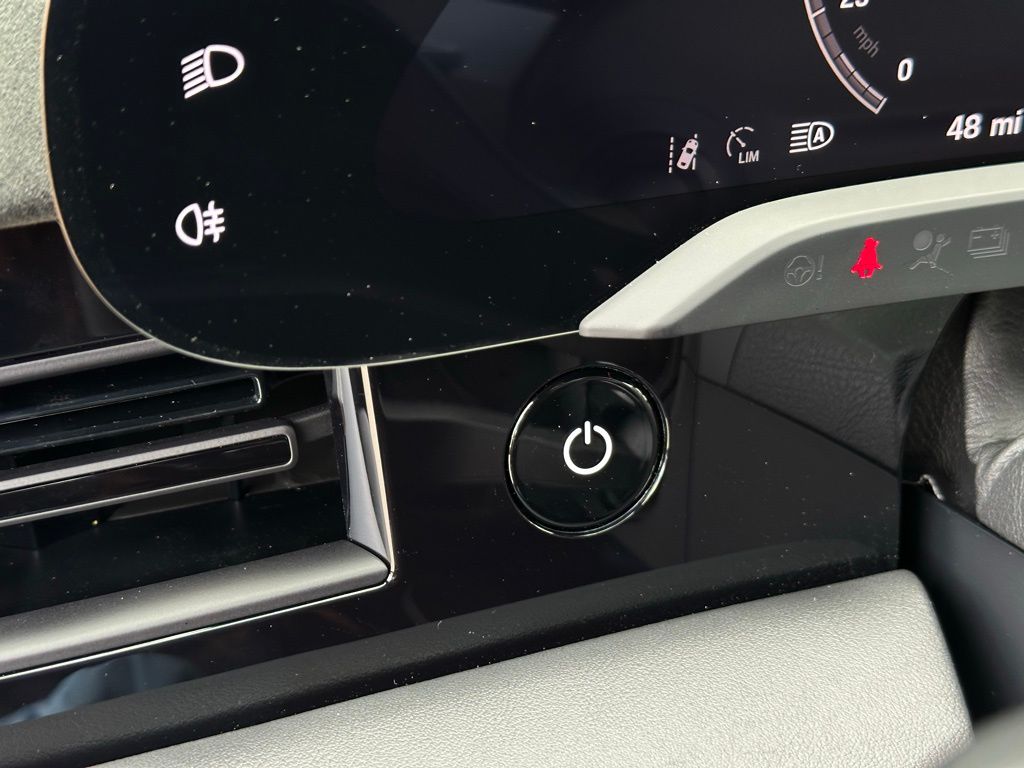 Thumbnail: 2025 Porsche Taycan - 25