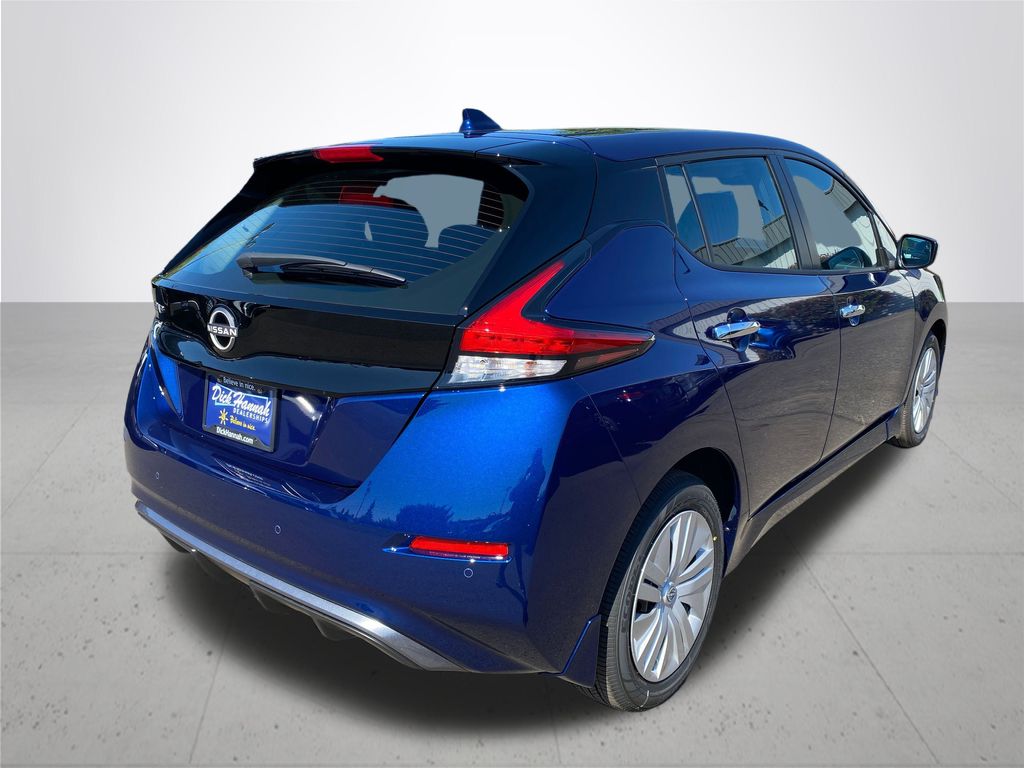 2025 Nissan Leaf S