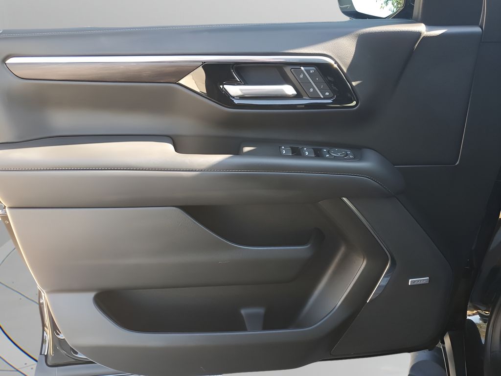 Used Car 2025 Chevrolet Tahoe  Z71 For Sale Under $70,000 In Austin, Texas