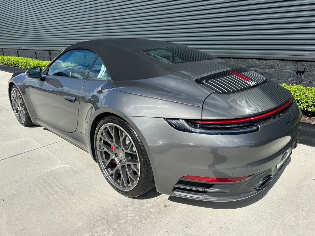Thumbnail: 2020 Porsche 911 - 3
