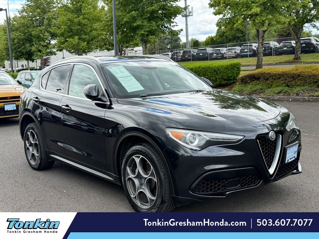 Vulcano Black Metallic 2018 Alfa Romeo Stelvio SUV / Crossover All-Wheel Drive 8-Speed Automatic