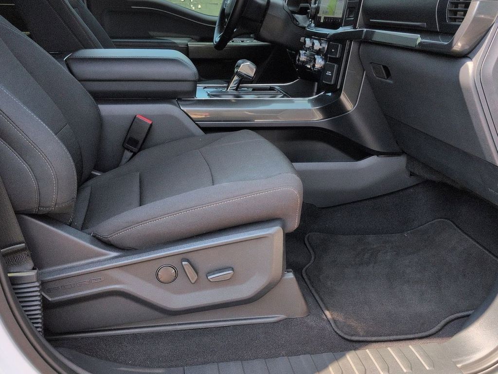 2023 Ford F-150 XLT - Photo 23