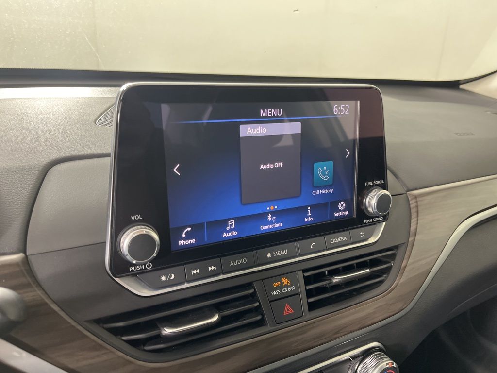 2023 Nissan Altima SV 27