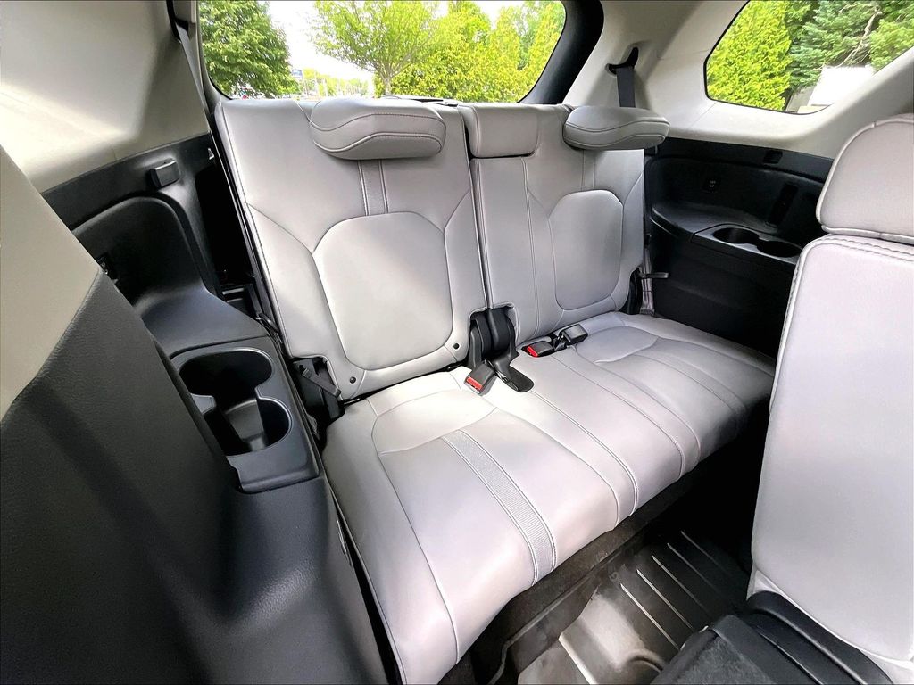 2025 Honda Pilot — photo 17