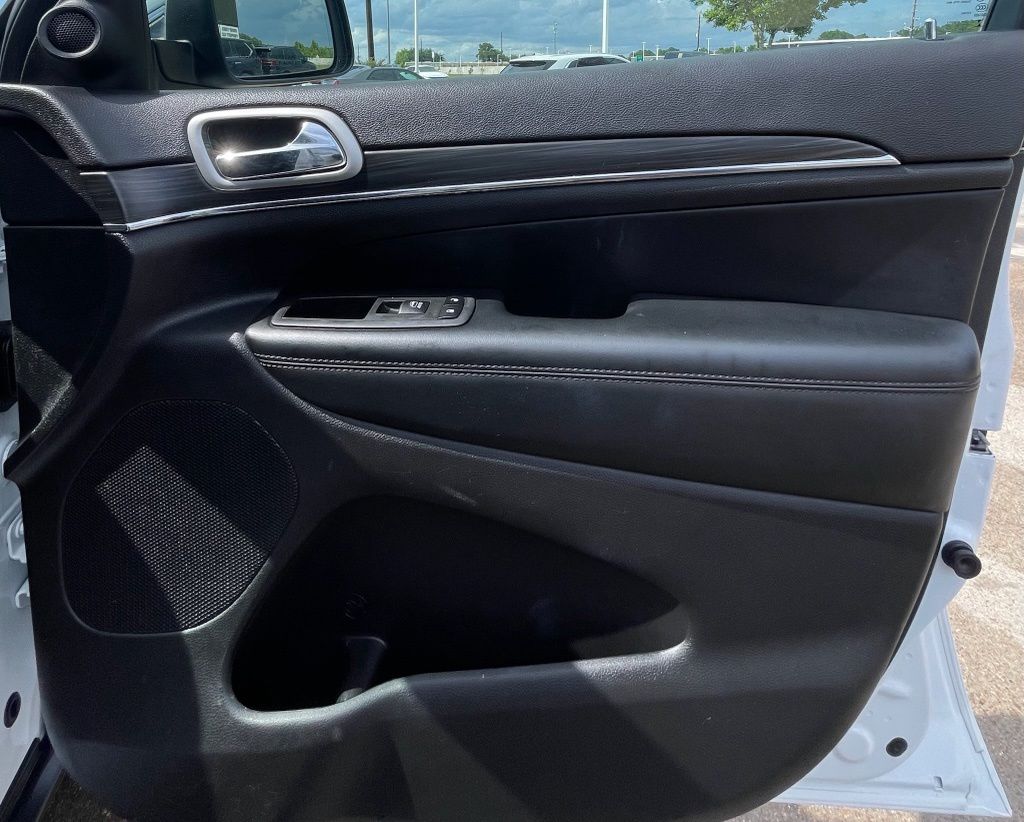 2021 Jeep Grand Cherokee Limited White at Monument Chevrolet