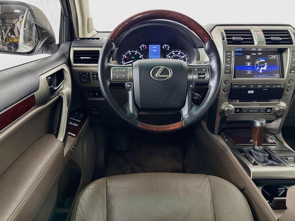 Thumbnail: 2016 Lexus GX - 23