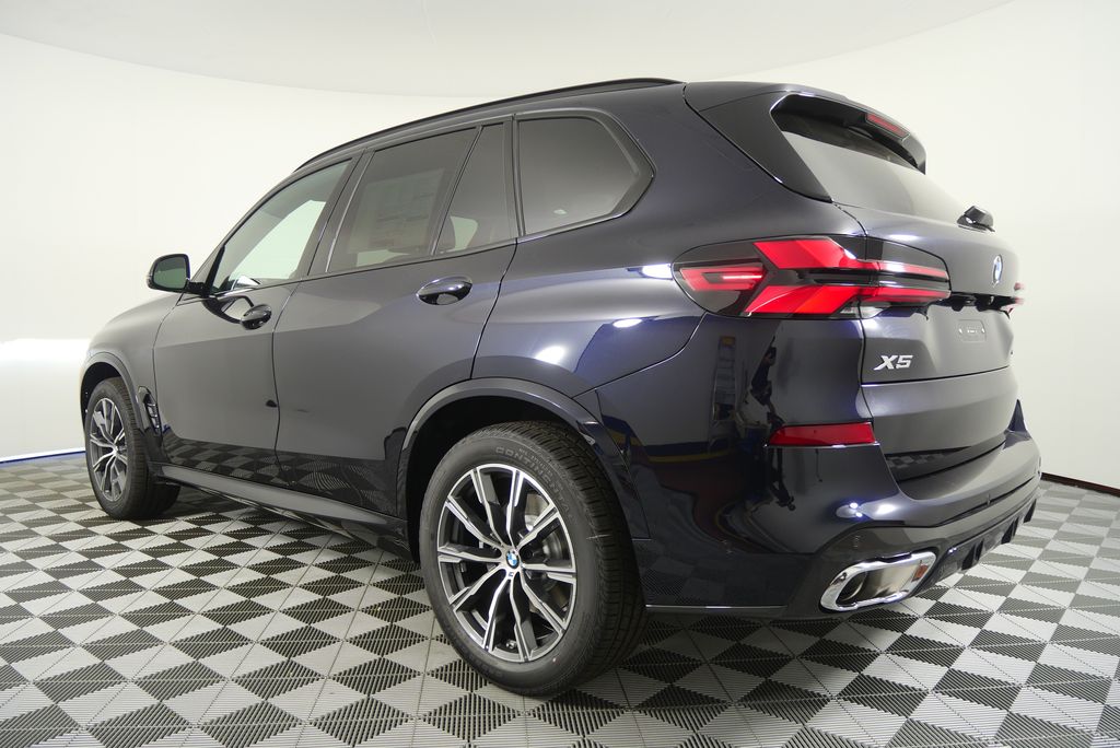 Thumbnail: 2026 BMW X5 - 5