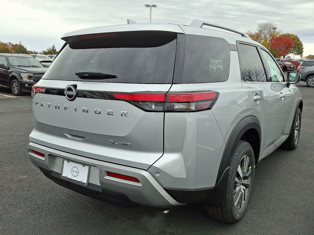 Thumbnail: 2025 Nissan Pathfinder - 5
