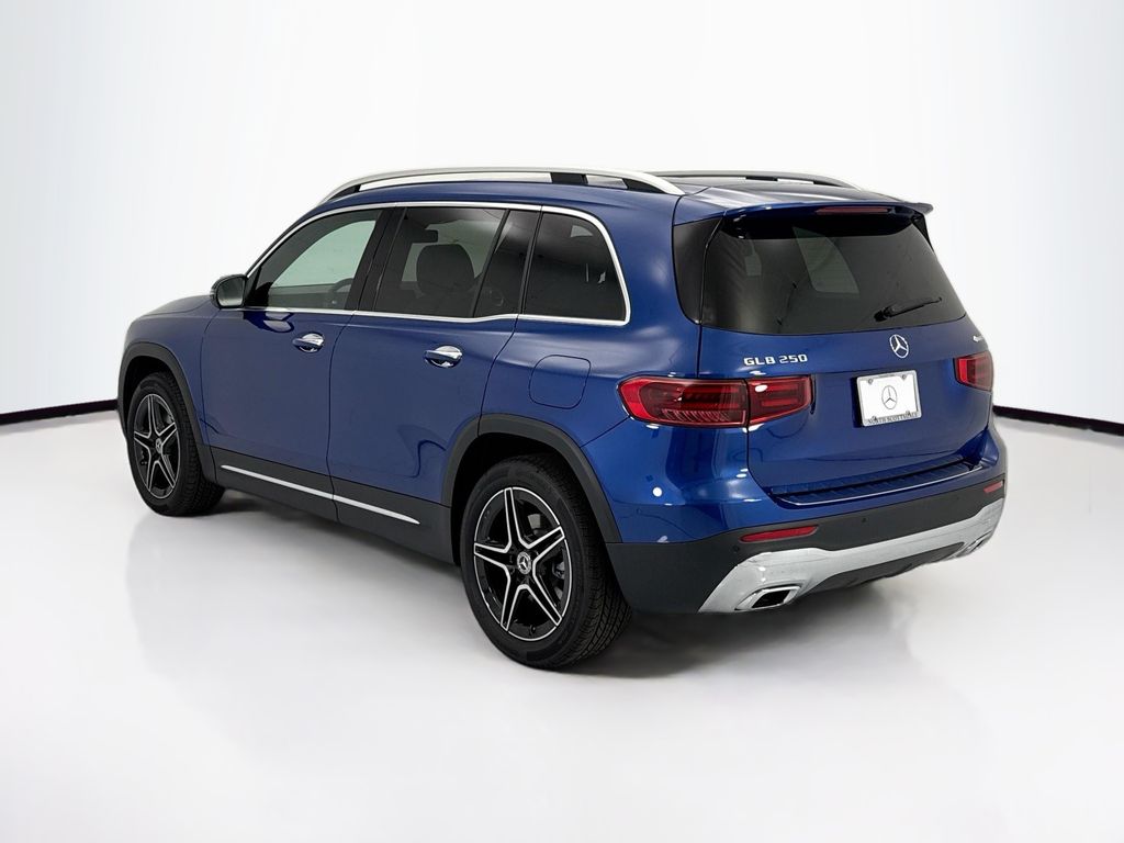 Thumbnail: 2026 Mercedes-Benz GLB - 7