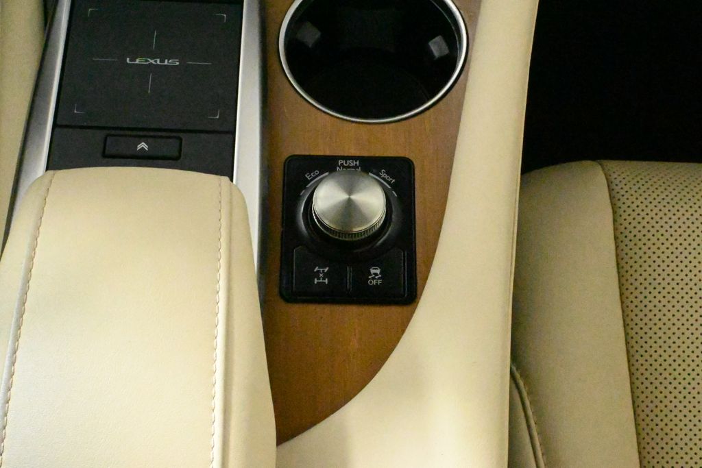 Thumbnail: 2022 Lexus RX - 26