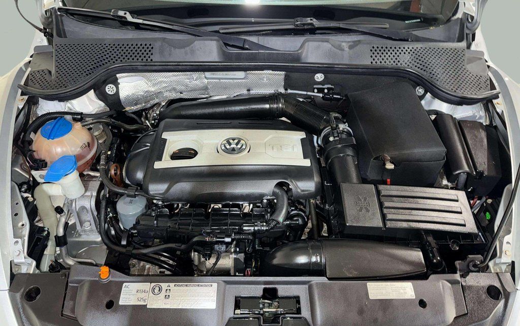 Used 2012 Reflex Silver Metallic Volkswagen 2.0 TSi image 26