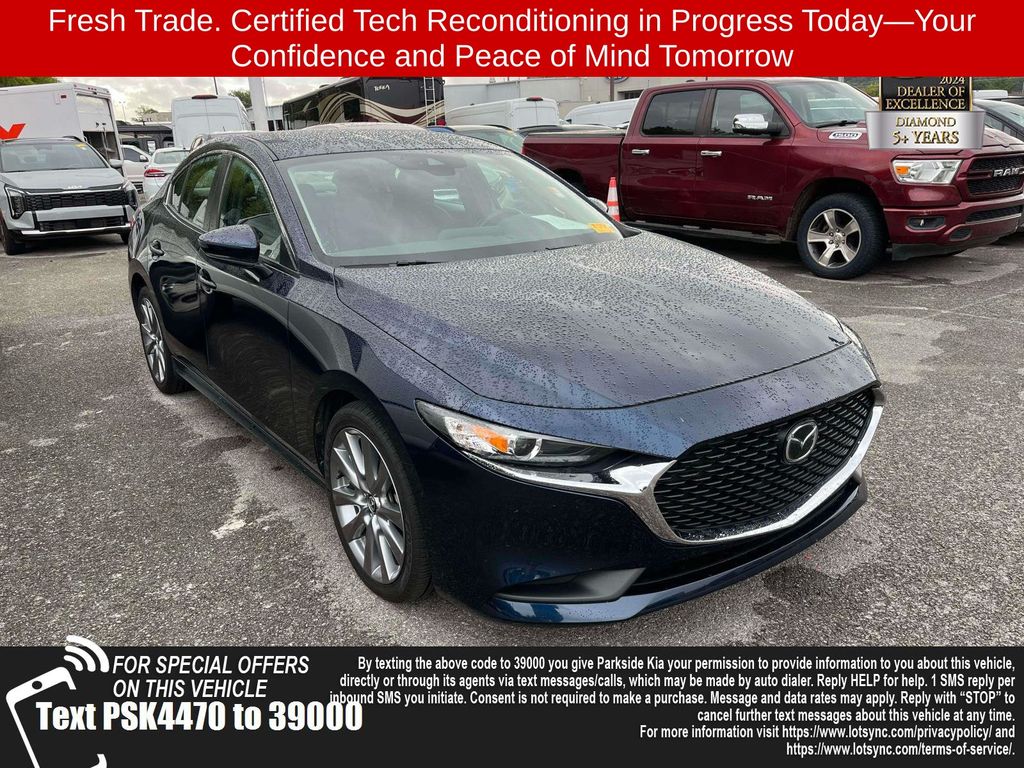 Crystal Blue 2022 Mazda MAZDA3 Sedan Front-Wheel Drive 6-Speed Automatic