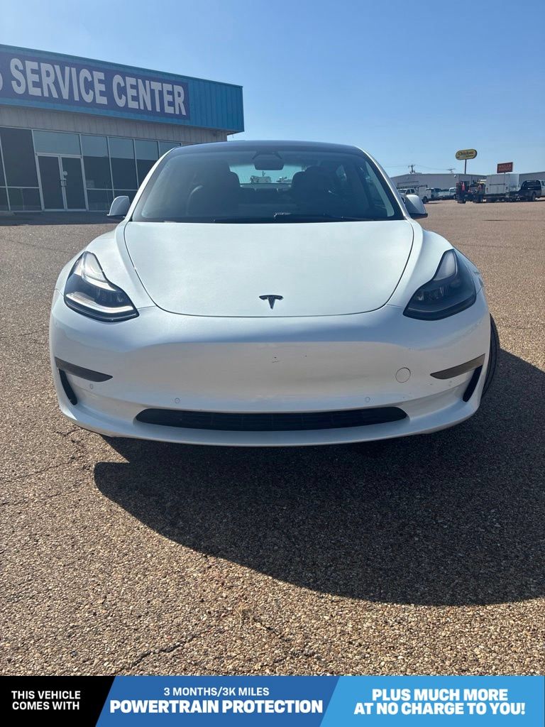 White 2021 Tesla Model 3 Sedan Rear-Wheel Drive 1-Speed Automatic