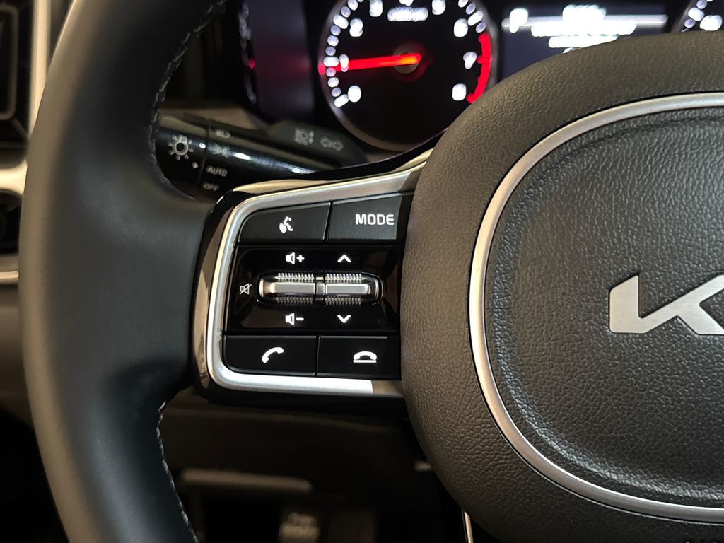 Certified Used 2022 Green Kia S image 21