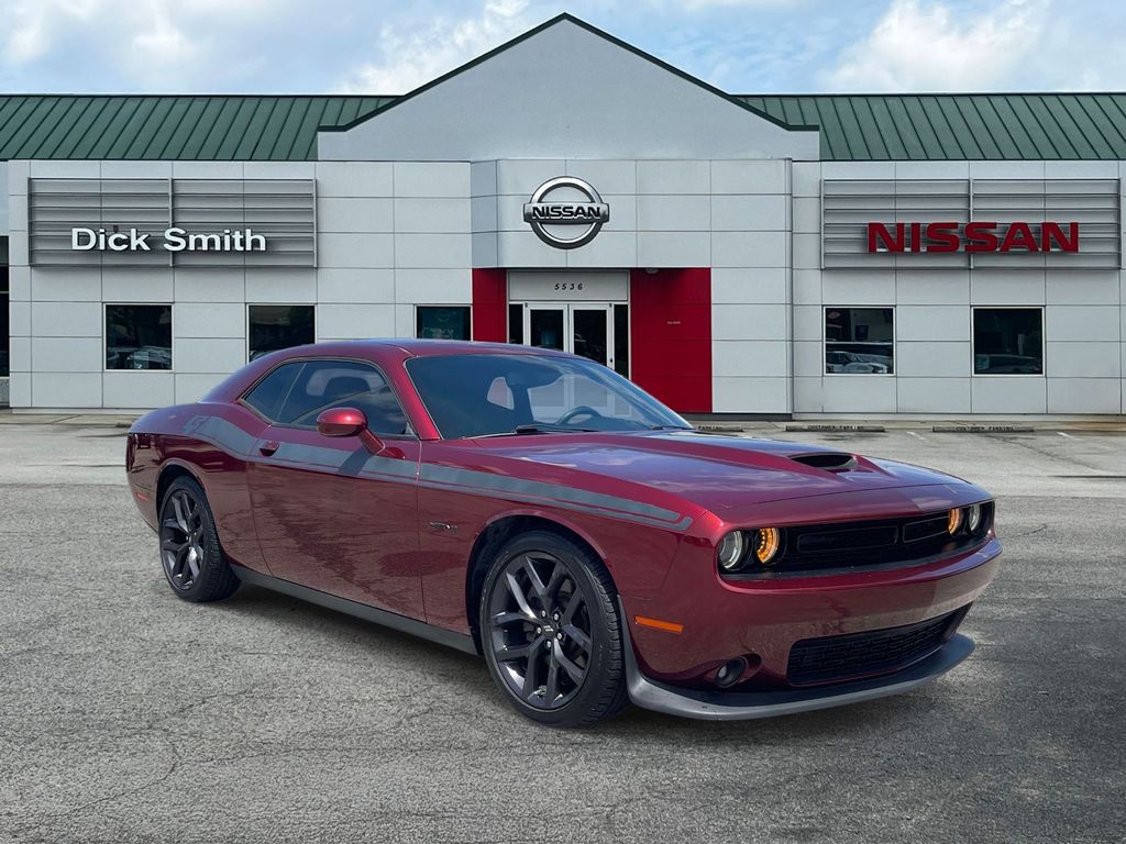 Octane Red Pearlcoat 2020 Dodge Challenger Coupe Rear-Wheel Drive 8-Speed Automatic