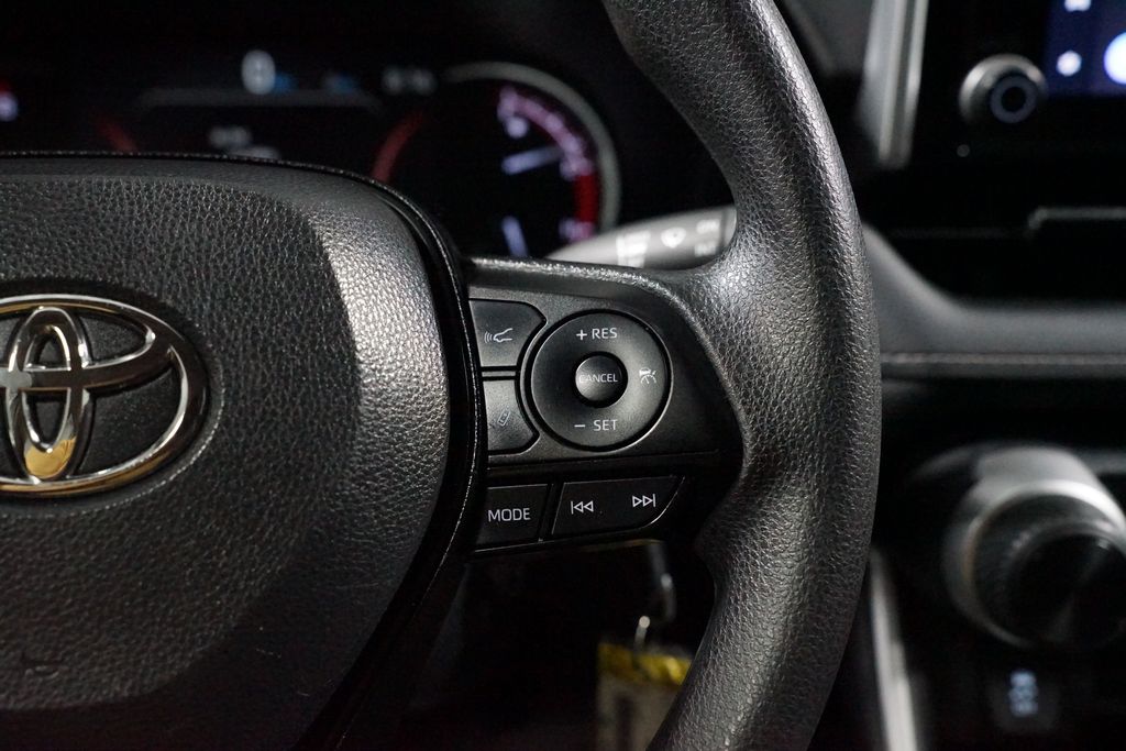 Thumbnail: 2024 Toyota RAV4 - 13
