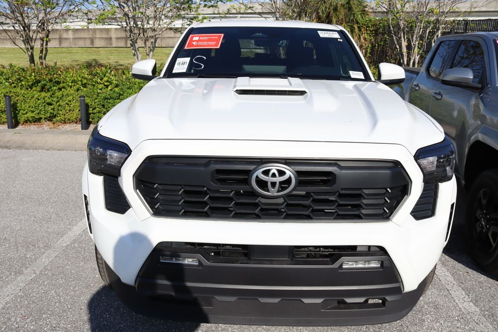 Thumbnail: 2025 Toyota Tacoma - 4