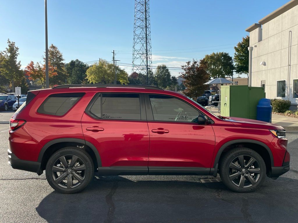 Thumbnail: 2025 Honda Pilot - 7