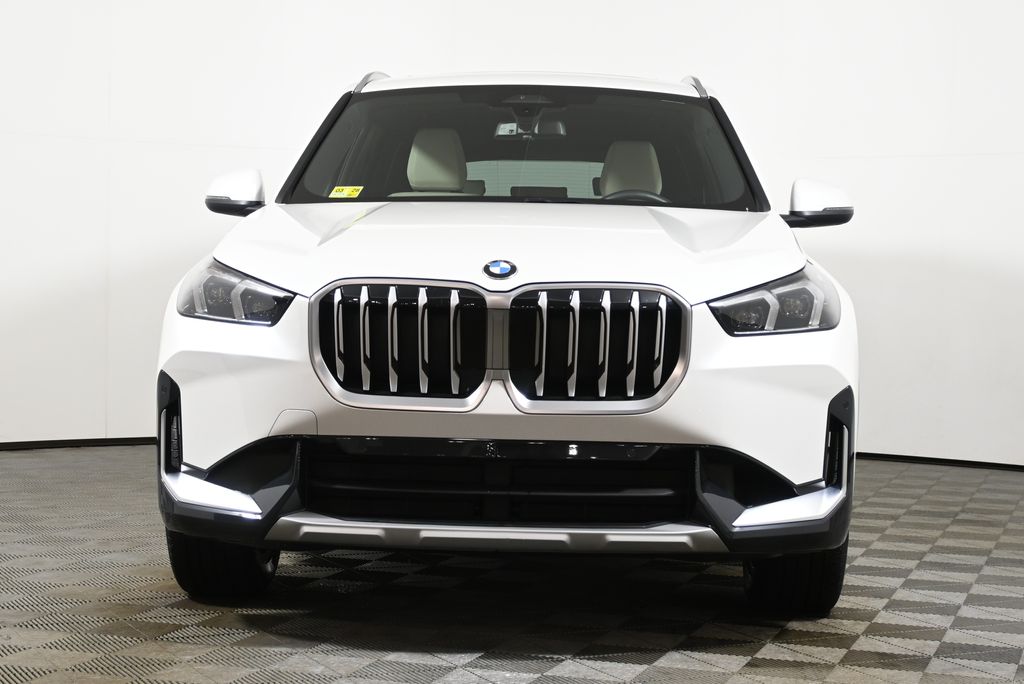 Thumbnail: 2025 BMW X1 - 10