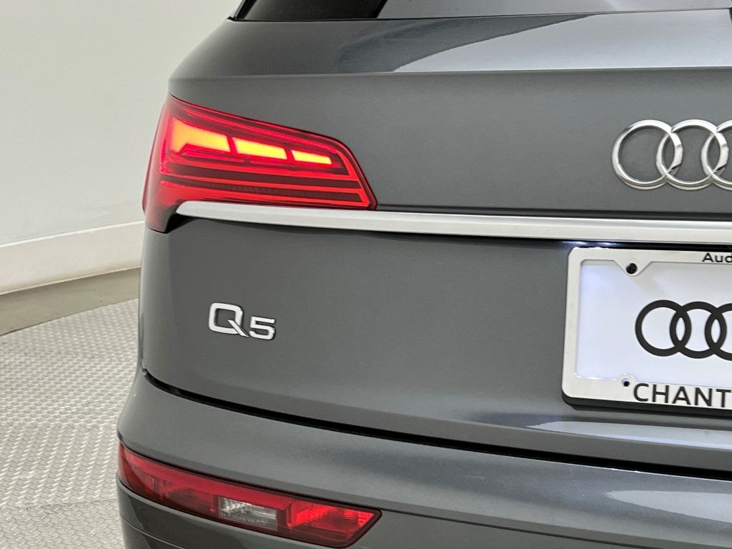 Thumbnail: 2022 Audi Q5 - 9