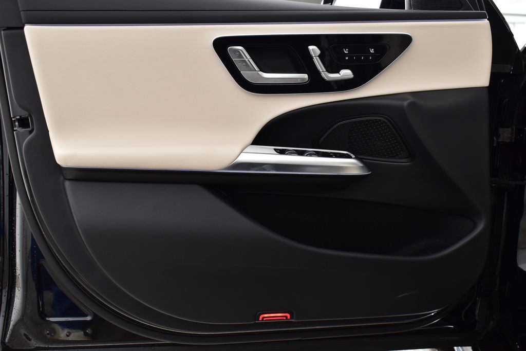 Thumbnail: 2026 Mercedes-Benz E-Class - 12