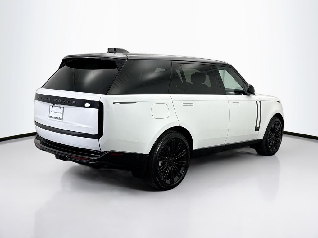 Thumbnail: 2026 Land Rover Range Rover - 5